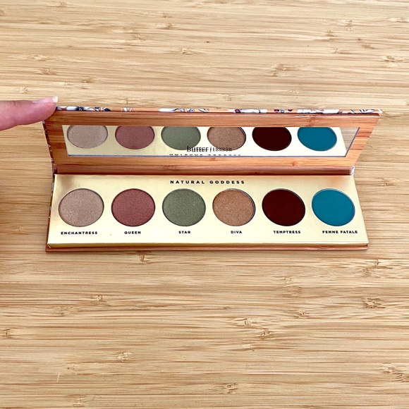 butter LONDON Other - Natural Goddess Butter London Eyeshadow Palette